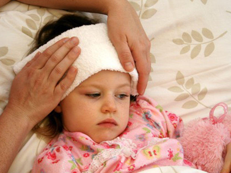 Як збити температуру у дитини?